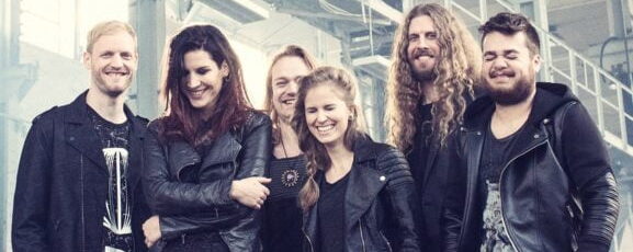 Entrevistamos a Martijn Westerholt de DELAIN: “Creo que una canción viene como viene y, de alguna manera, te guía hacia donde ella quiere”