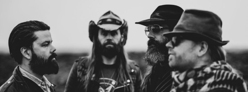 Entrevistamos a Aðalbjörn Tryggvason de SÓLSTAFIR: “Amo hacer metal de algo que no se parece al metal”