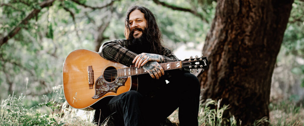 SHAWN JAMES: una experiencia distinta para el público metalero